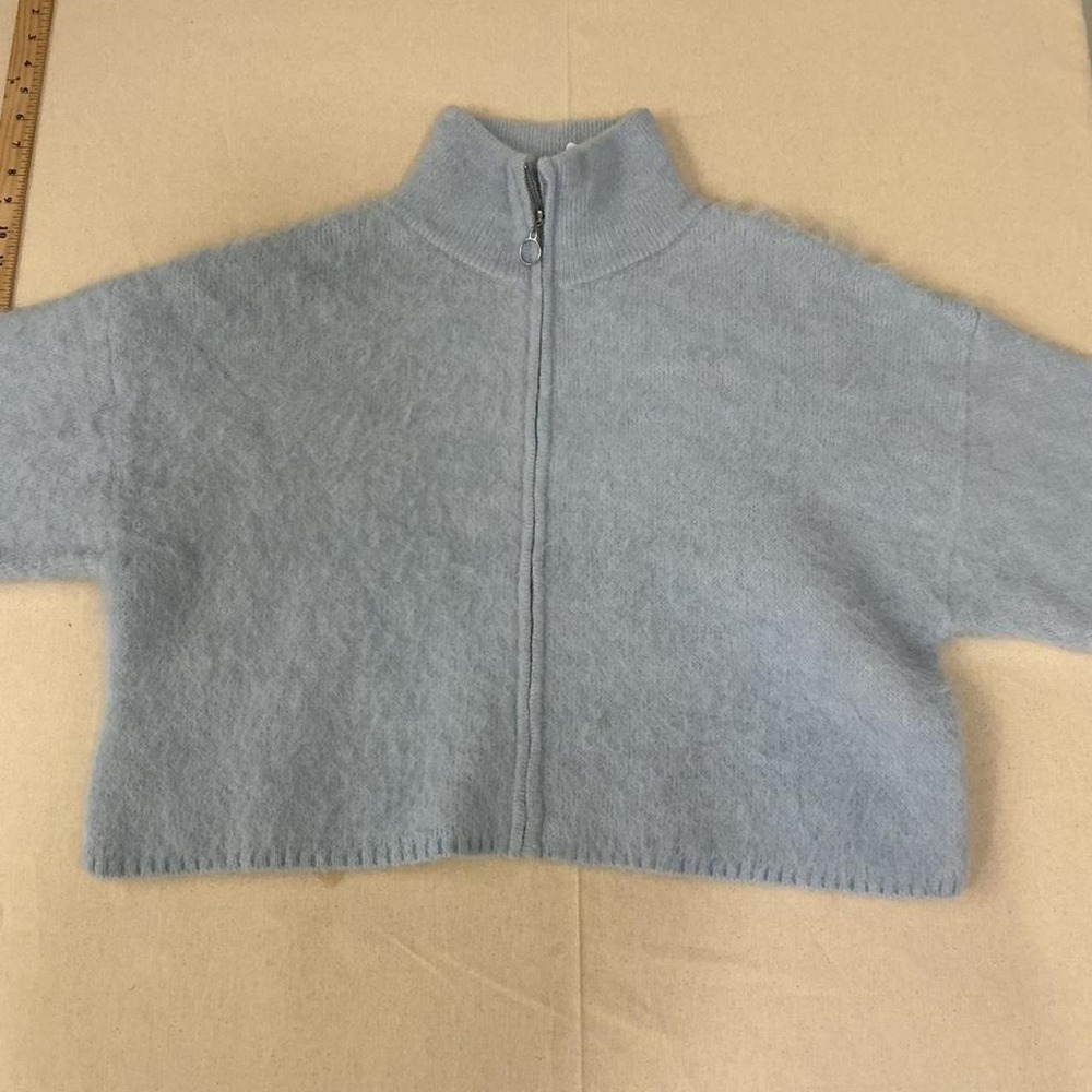 Wild Fable fuzzy zip-up sweater‎